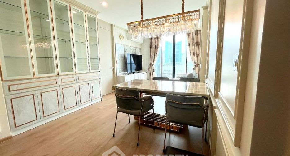 For rent 2 bedrooms condo in Watthana, Bangkok