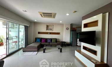 For rent 1 bed condo in Phaya Thai, Bangkok