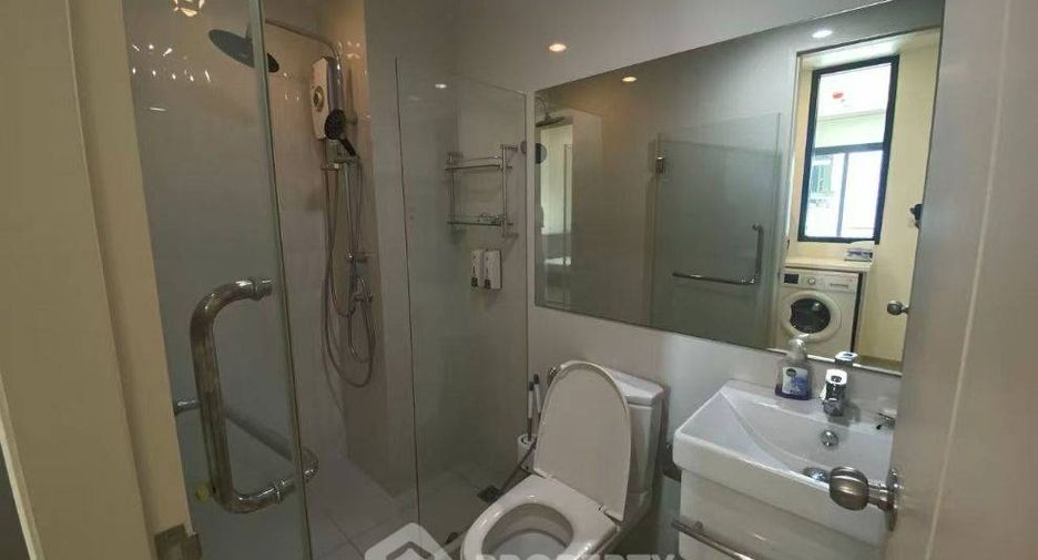 À louer 1 chambre condo à Watthana, Bangkok