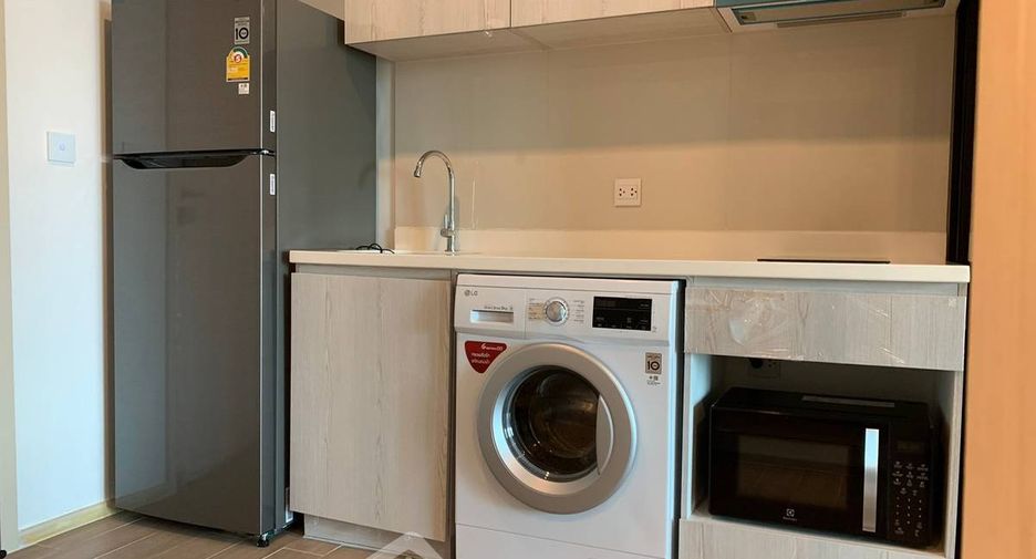 For rent 1 bed condo in Pathum Wan, Bangkok