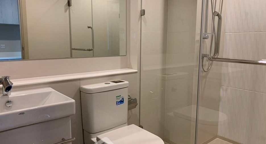 For rent 1 bed condo in Pathum Wan, Bangkok