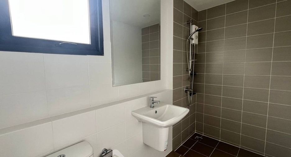 For rent 4 bedrooms house in Don Mueang, Bangkok