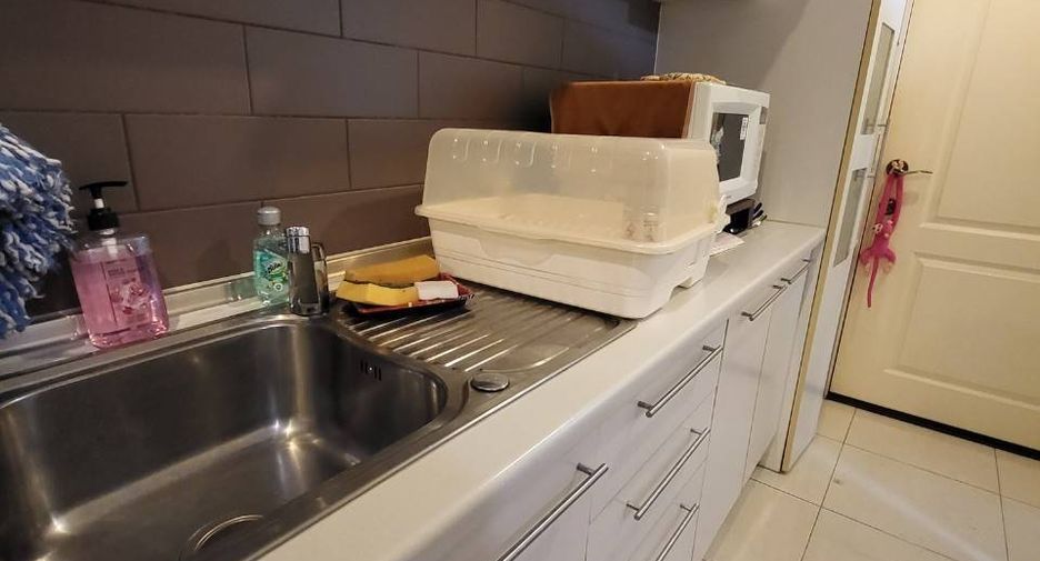 Wohnung zur Miete mit 1 Zimmer in Watthana, Bangkok