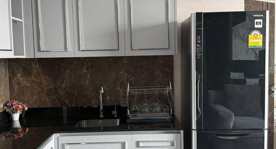 For rent 1 bed condo in Huai Khwang, Bangkok