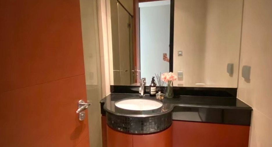 For rent 2 bedrooms condo in Sathon, Bangkok