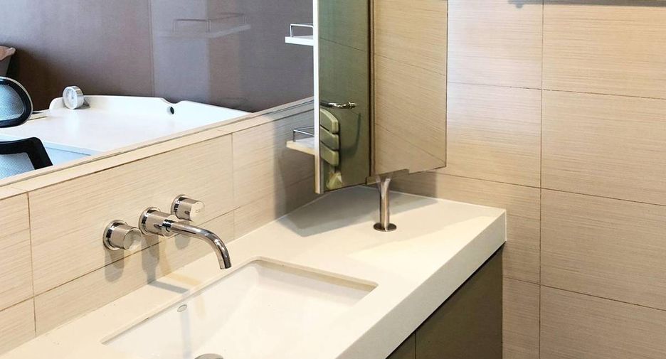 For rent 1 Beds condo in Khlong Toei, Bangkok