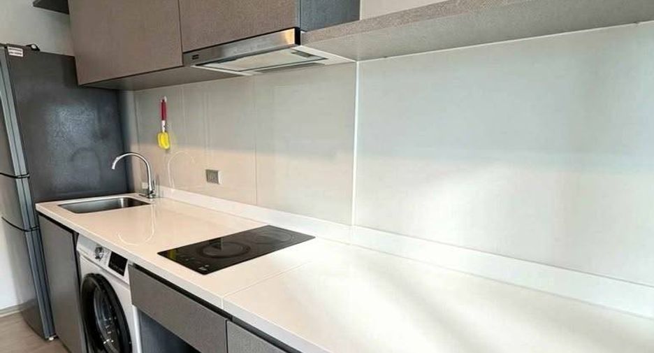 Condo en alquiler de 1 habitaciones en Huai Khwang, Bangkok