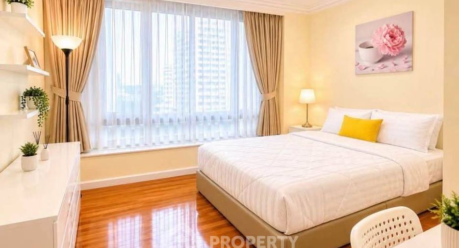 For rent 2 bedrooms condo in Sathon, Bangkok