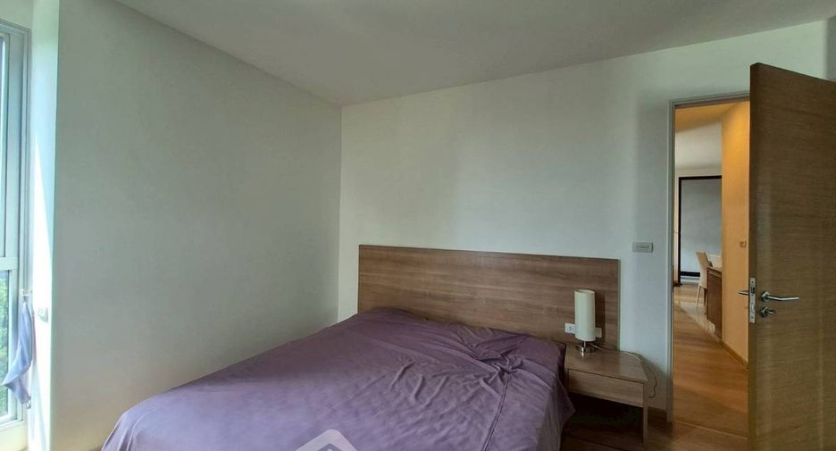 For rent 2 bedrooms condo in Phra Khanong, Bangkok