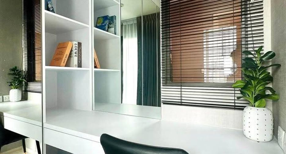 For rent 1 bed condo in Pathum Wan, Bangkok
