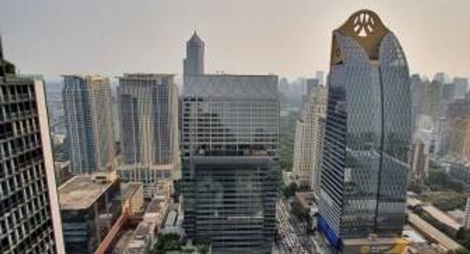 Wohnung zur Miete mit 3 Zimmer in Pathum Wan, Bangkok