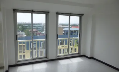 Wohnung zum Kauf mit 1 Zimmer in Lat Phrao, Bangkok