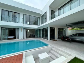 For sale and for rent 4 bedrooms villa in Mueang Phuket, Phuket