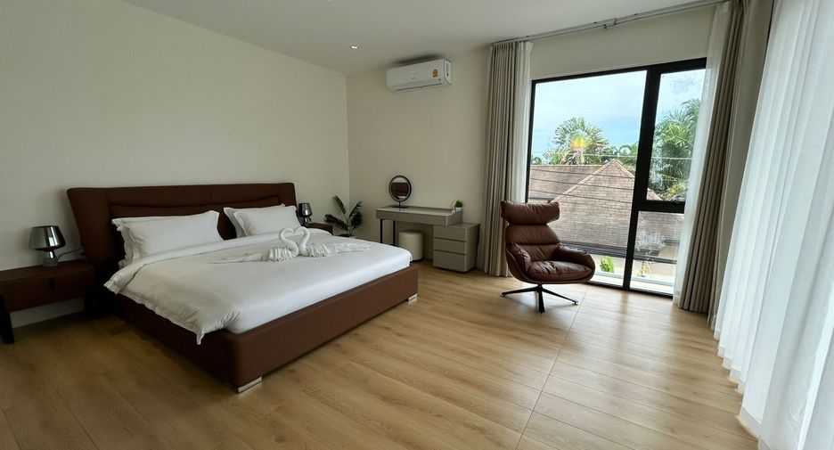 For sale and for rent 4 bedrooms villa in Mueang Phuket, Phuket