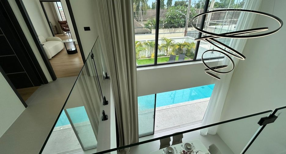 For sale and for rent 4 bedrooms villa in Mueang Phuket, Phuket