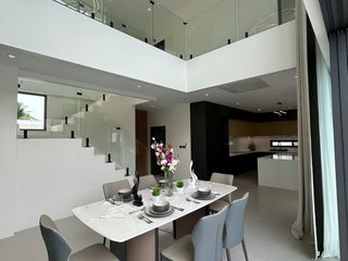 For sale and for rent 4 bedrooms villa in Mueang Phuket, Phuket