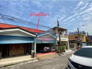 For sale 2 bedrooms townhouse in Pak Kret, Nonthaburi
