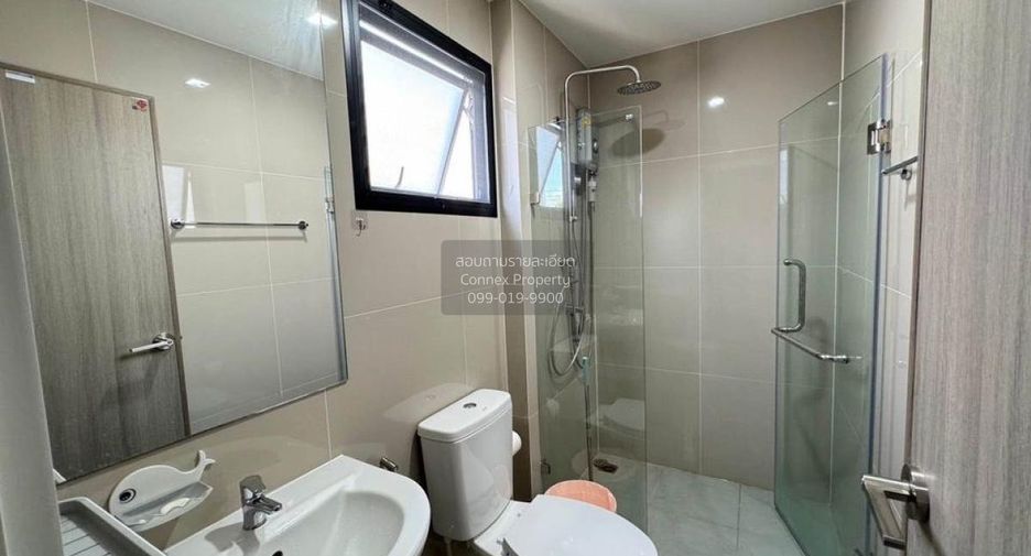 Casa en venta de 4 habitaciones en Khan Na Yao, Bangkok