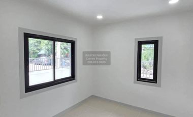 Reihenhaus zum Kauf mit 2 Zimmer in Bang Bua Thong, Nonthaburi
