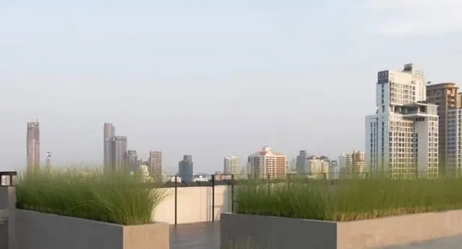 Condo en venta y en alquiler de 2 habitaciones en Watthana, Bangkok