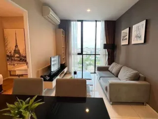 À louer 2 chambres condo à Watthana, Bangkok