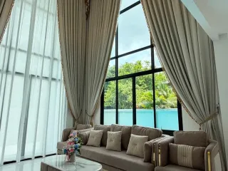 For rent 5 bedrooms house in Suan Luang, Bangkok