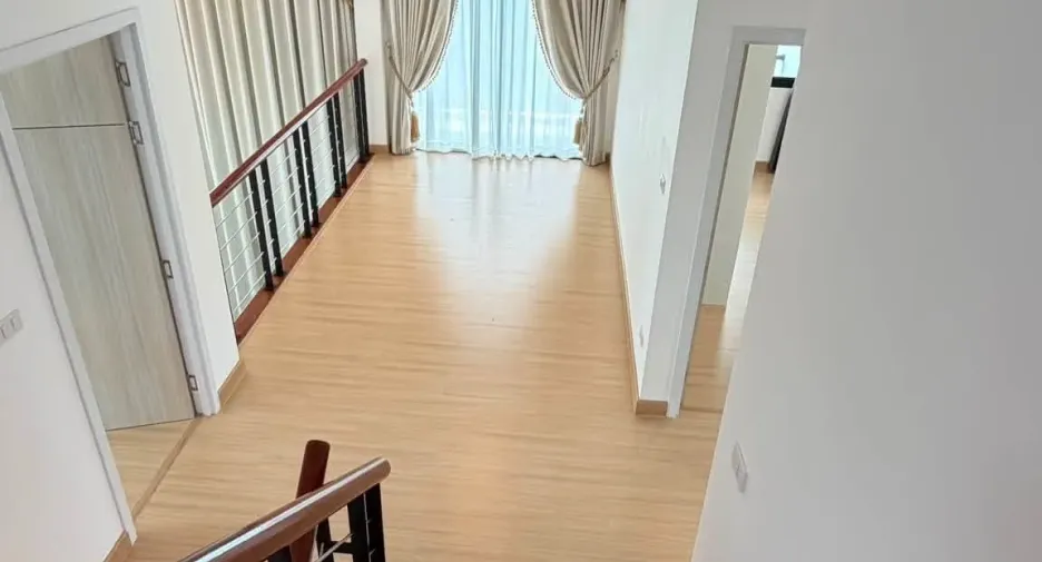 For rent 5 bedrooms house in Suan Luang, Bangkok