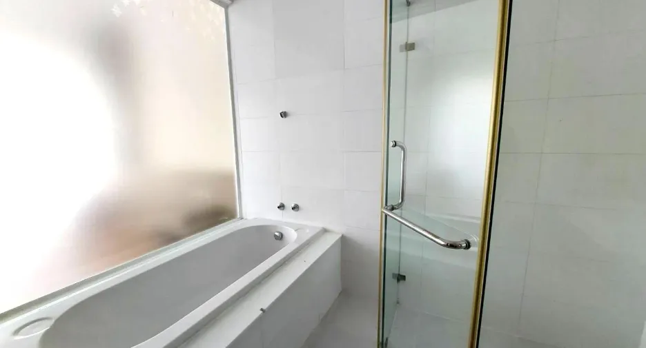 Wohnung zum Kauf mit 3 Zimmer in Mueang Krabi, Krabi