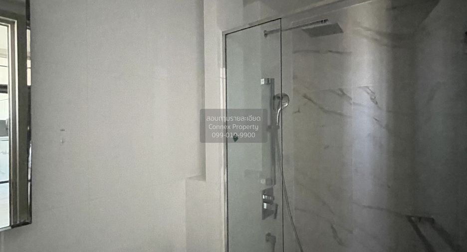 À louer 1 chambre condo à Phra Khanong, Bangkok