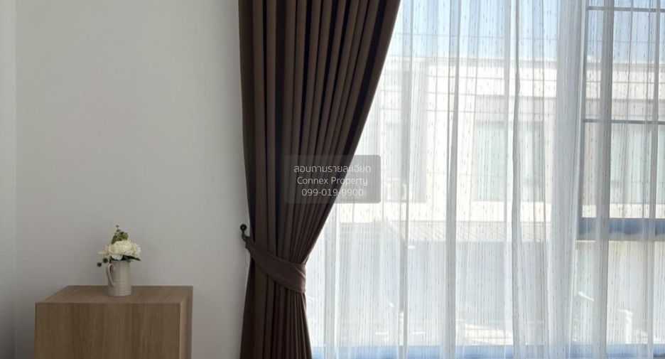 For rent 3 bedrooms townhouse in Bang Phli, Samut Prakan