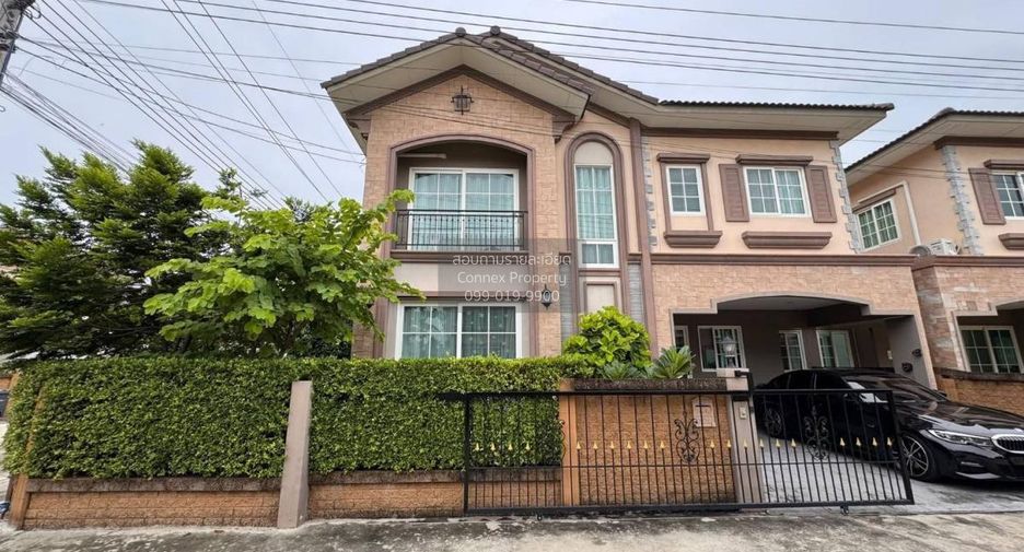À louer 4 chambres maison à Bang Khae, Bangkok