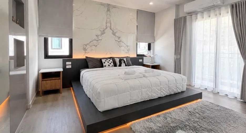 For sale and for rent 4 bedrooms villa in Kathu, Phuket