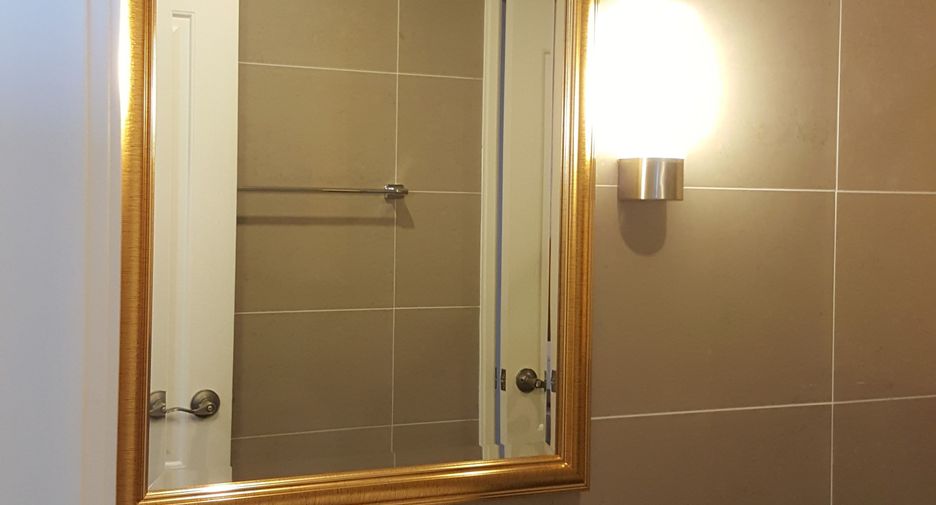 For rent 1 bed condo in Huai Khwang, Bangkok