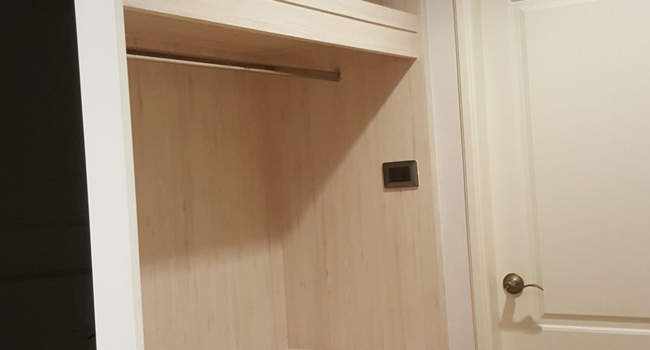 For rent 1 bed condo in Huai Khwang, Bangkok