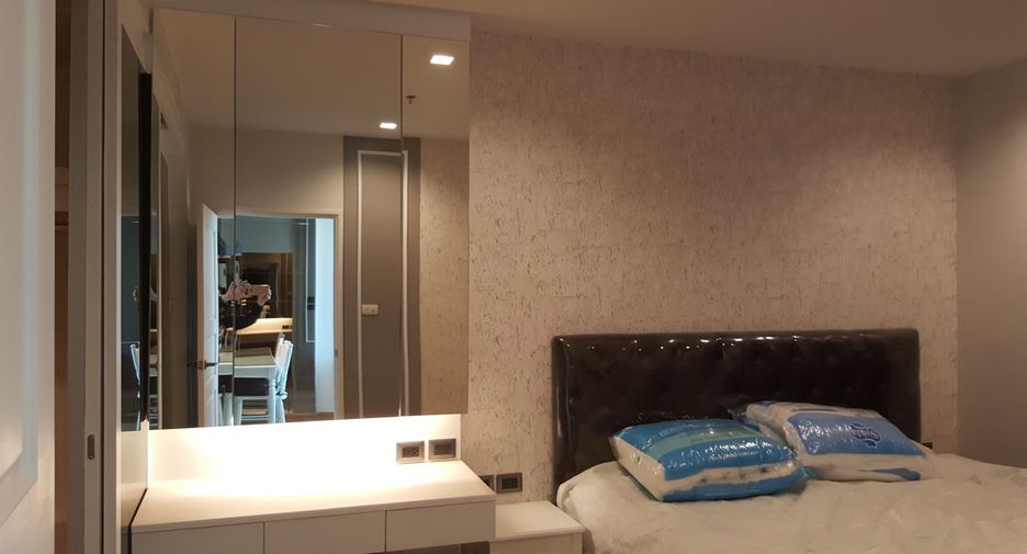 For rent 1 bed condo in Huai Khwang, Bangkok