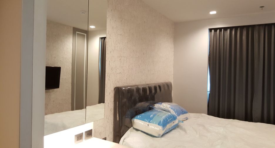 For rent 1 bed condo in Huai Khwang, Bangkok