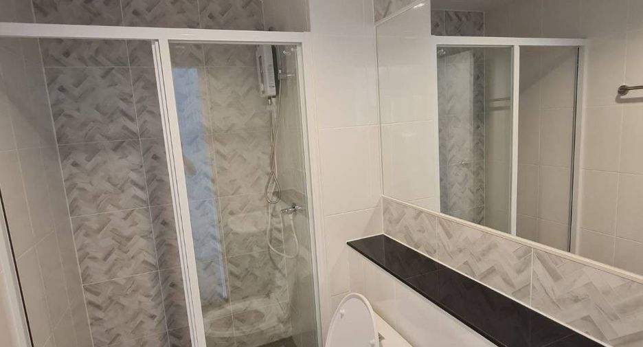 Condo en alquiler de 1 habitaciones en Bang Na, Bangkok