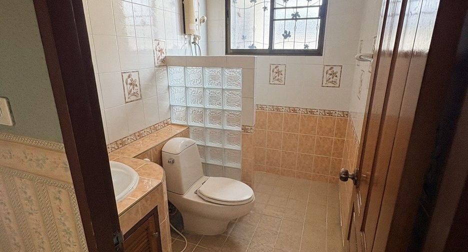 Casa en venta y en alquiler de 2 habitaciones en Mueang Chiang Mai, Chiang Mai