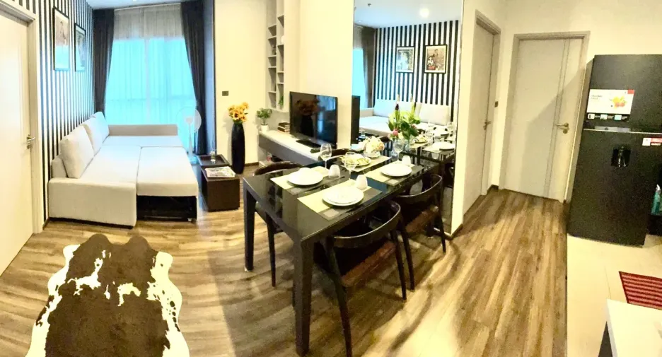 For rent 2 bedrooms condo in Khlong Toei, Bangkok