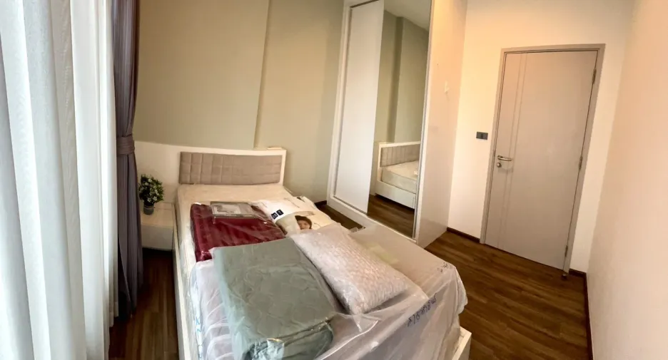 For rent 2 bedrooms condo in Khlong Toei, Bangkok