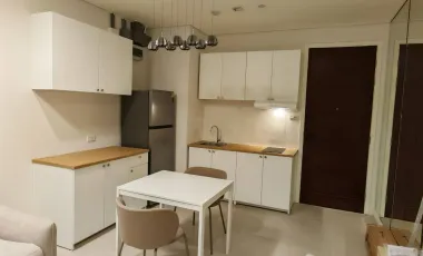 Condo en alquiler de 1 habitaciones en Watthana, Bangkok
