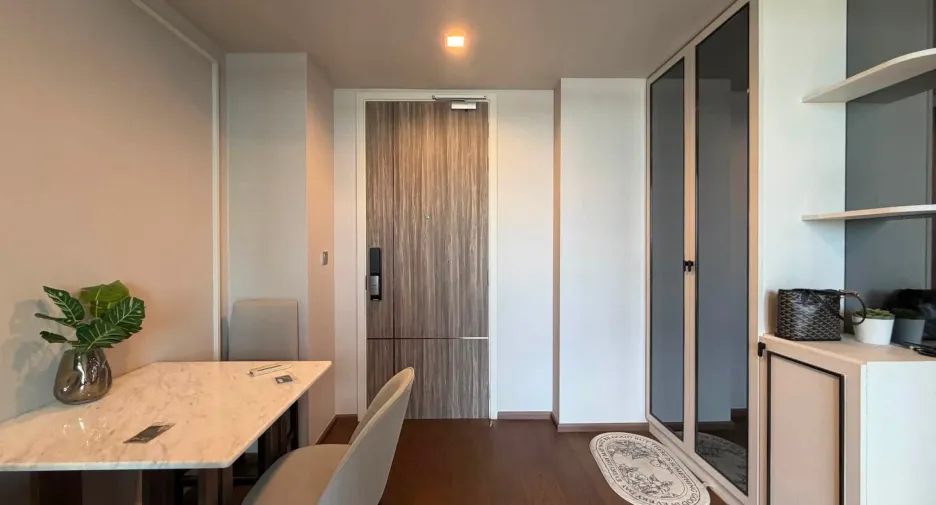 Wohnung zur Miete mit 1 Zimmer in Khlong Toei, Bangkok