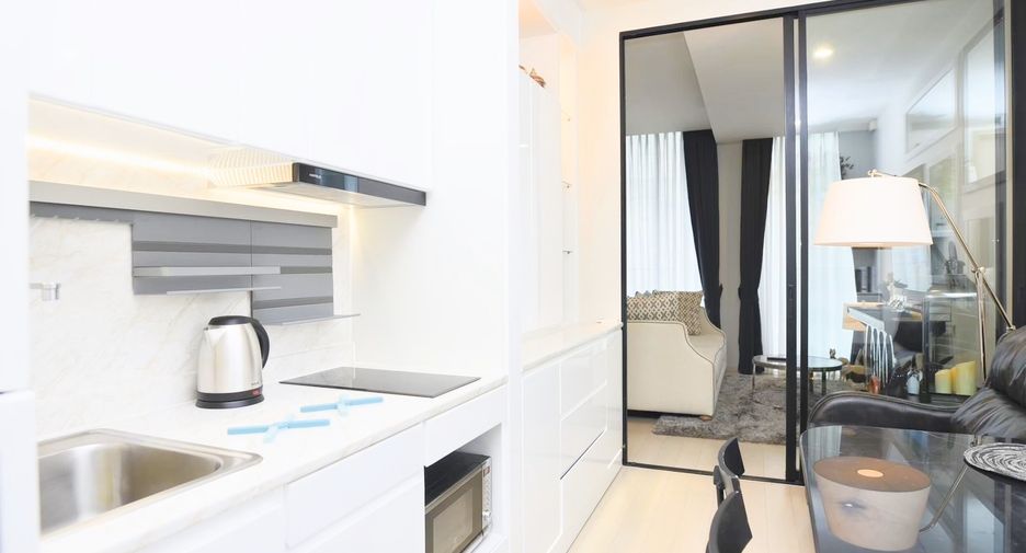 For rent 1 bed condo in Pathum Wan, Bangkok