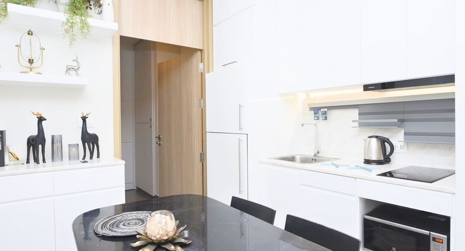 For rent 1 bed condo in Pathum Wan, Bangkok
