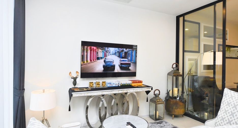 For rent 1 bed condo in Pathum Wan, Bangkok