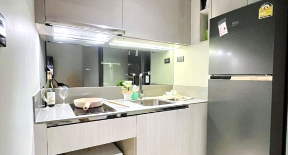 Condo en alquiler de 1 habitaciones en Watthana, Bangkok