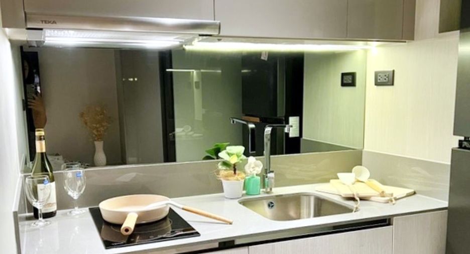 Condo en alquiler de 1 habitaciones en Watthana, Bangkok