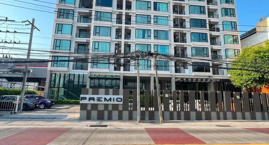 À vendre 1 chambre condo à Lat Phrao, Bangkok
