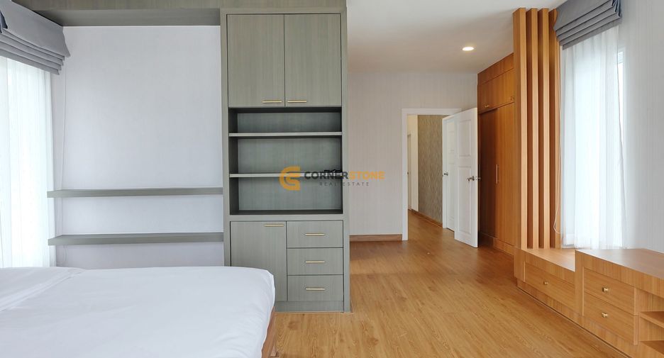 For rent 4 bedrooms house in Bang Lamung, Chonburi