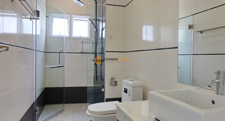 For rent 4 bedrooms house in Bang Lamung, Chonburi